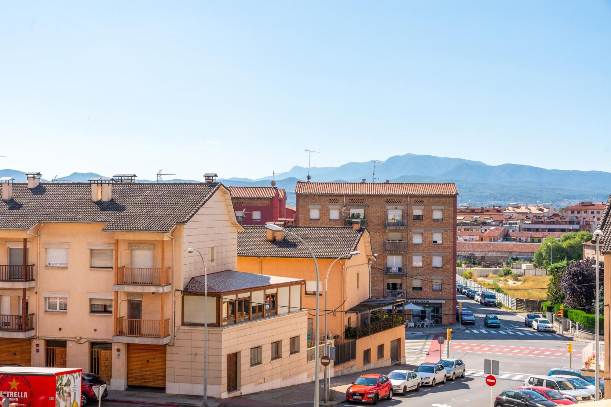 Hotel J. Balmes Vic Exterior photo